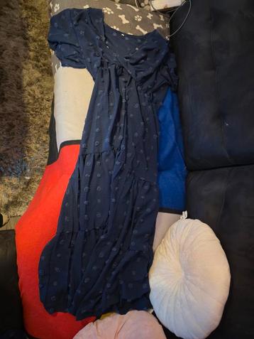 Nieuwe donkerblauwe damesjurk maat L – zomers & elegant beschikbaar voor biedingen
