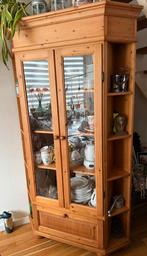 Vitrine hoekkast, Huis en Inrichting, Ophalen, 100 tot 150 cm, Zo goed als nieuw, Met deur(en)