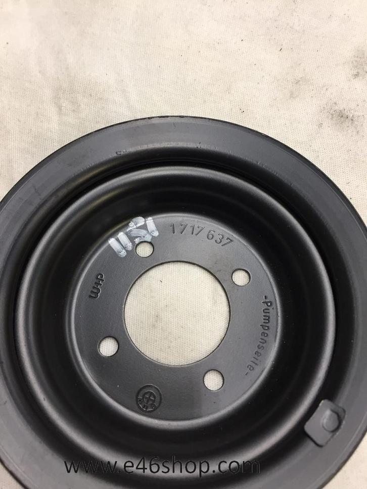 Poelie waterpomp koelvin BMW E30 E36 E34 oe 11511717637, Auto-onderdelen, Motor en Toebehoren, BMW, Nieuw, Ophalen of Verzenden