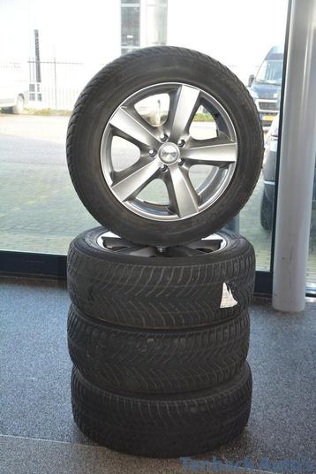 Winterset 18 inch Dodge Nitro Jeep Cherokee 235/60/18 inch  beschikbaar voor biedingen