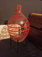 Mond geblazen vaas, Huis en Inrichting, Woonaccessoires | Vazen, Ophalen of Verzenden, Minder dan 50 cm, Rood, Glas