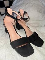 Hakken zwart maat 39, Schoenen met lage hakken, Zwart, Ophalen of Verzenden, Zo goed als nieuw