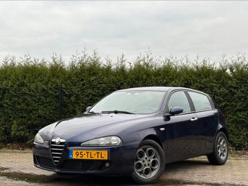 Alfa Romeo 147 1.6 T.spark 16V 88KW 5DR 2006 Blauw beschikbaar voor biedingen