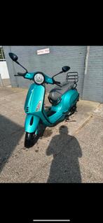 Vespa Primavera 80cc, Fietsen en Brommers, Scooters | Vespa, Ophalen of Verzenden, Zo goed als nieuw, Overige modellen