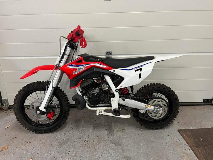 Lem a12 50cc crossmotor, Fietsen en Brommers, Minibikes, Midibikes en Pitbikes, Zo goed als nieuw, Pitbike, Ophalen