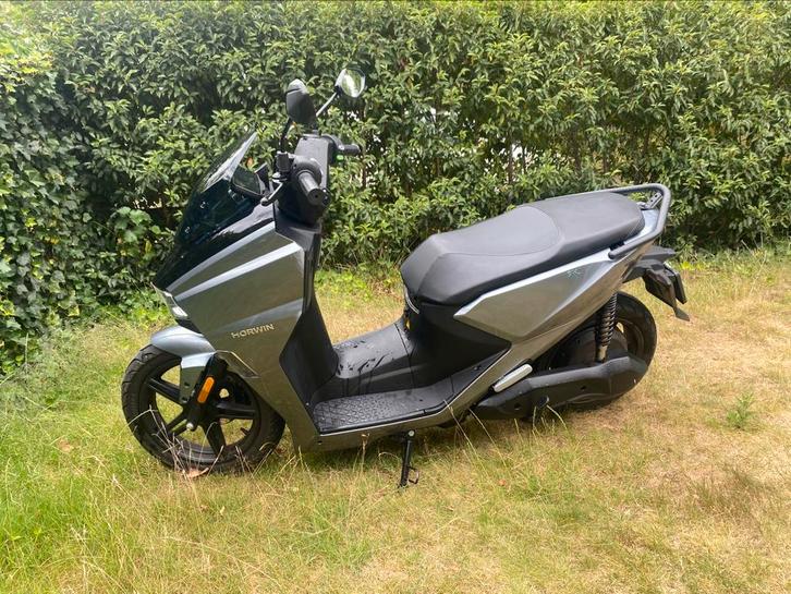 Horwin SK1, Fietsen en Brommers, Scooters | Overige merken, Zo goed als nieuw, Maximaal 45 km/u, Elektrisch, Ophalen