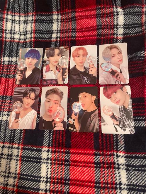 Ateez Light Stick photocard set, Verzamelen, Muziek, Artiesten en Beroemdheden, Zo goed als nieuw, Foto of Kaart, Ophalen of Verzenden