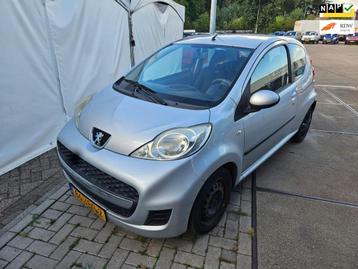 Peugeot 107 1.0-12V XS AIRCO/automaat beschikbaar voor biedingen
