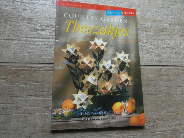 Boekje: Theezakjes ; country garden, Hobby en Vrije tijd, Theezakjes, Boek, Ophalen of Verzenden