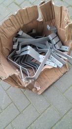 Dakgootbeugels type bak 44 staal nieuw, Doe-het-zelf en Verbouw, Dakpannen en Dakbedekking, Ophalen, Nieuw, Minder dan 5 m², Overige typen