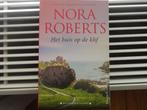 Nora Roberts Het huis op de klif, Boeken, Romans, Ophalen of Verzenden, Zo goed als nieuw, Nederland, Nora Roberts