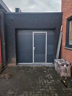 Elektrische Garagepoort met Loopdeur – Kleur: Antraciet, Ophalen, Kunststof, Gebruikt, Garagedeur