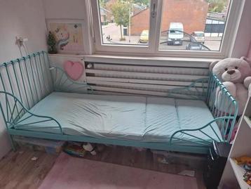 ikea meegroei bed zonder matras  beschikbaar voor biedingen