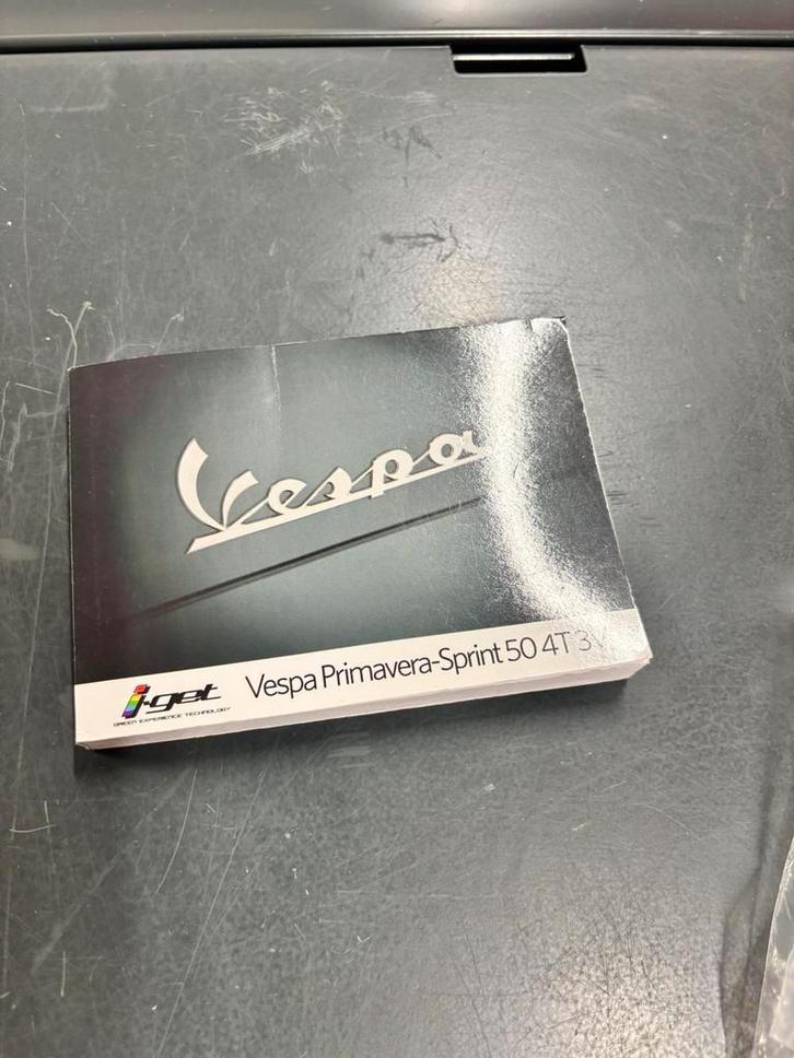 Piaggio Vespa Sprint / Primavera handleiding / boekje, Motoren, Tuning en Styling, Ophalen of Verzenden