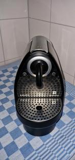 Krups Nespresso Machine - Nette Staat, Espresso apparaat, Ophalen of Verzenden, Zo goed als nieuw, Koffiepads en cups