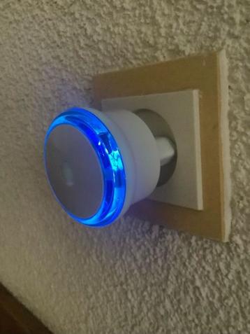 Sencys led-nachtlampje stopcontact lamp dag en nacht sensor beschikbaar voor biedingen