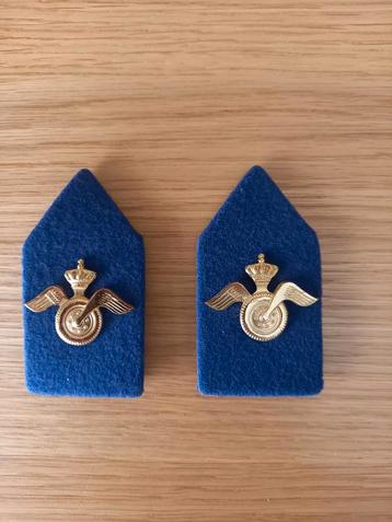 Koninklijke Landmacht Kraagspiegels beschikbaar voor biedingen