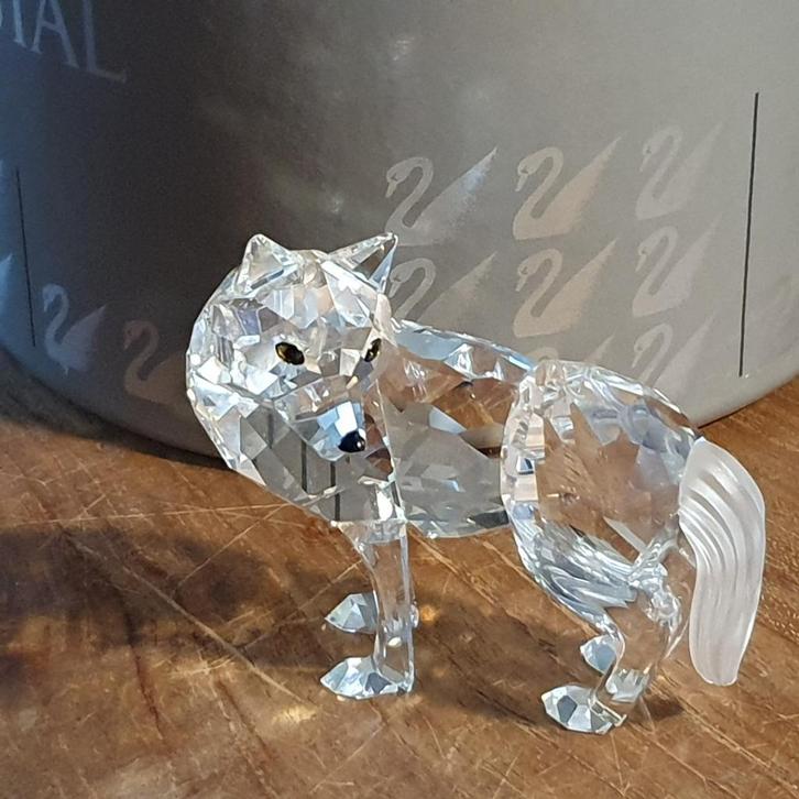 Swarovski wolf, Verzamelen, Swarovski, Zo goed als nieuw, Figuurtje, Ophalen