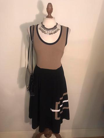 GRACE DANE LEWIS VINTAGE DESIGN DRESS MIDI beschikbaar voor biedingen