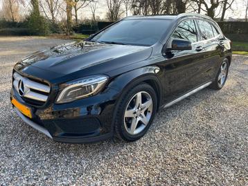 Mercedes GLA 180 AMG Exclusive Automaat/Navi/ lage km 63dkm! beschikbaar voor biedingen