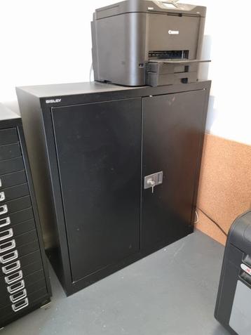 Bisley draaideurkast archiefkast, 3 stuks, H100 x B91x
D40 beschikbaar voor biedingen