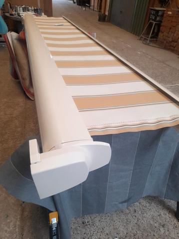  showroom zonnescherm verano Ipanema 300 x260. beschikbaar voor biedingen