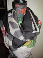 F407 sjaal zwart grijs beige rolsjaal, Verzenden, Zo goed als nieuw, Sjaal