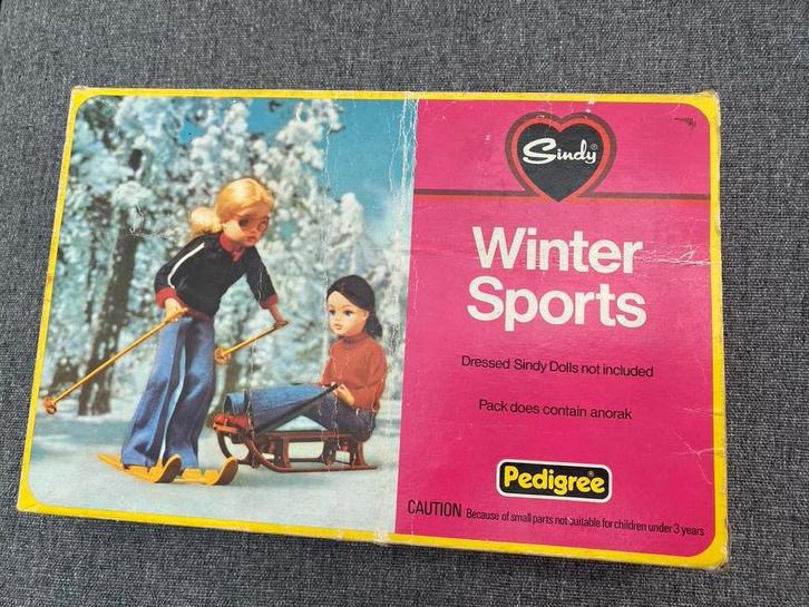 Vintage Sindy Pedigree Wintersports 80 s, Verzamelen, Poppen, Gebruikt, Pop, Ophalen of Verzenden