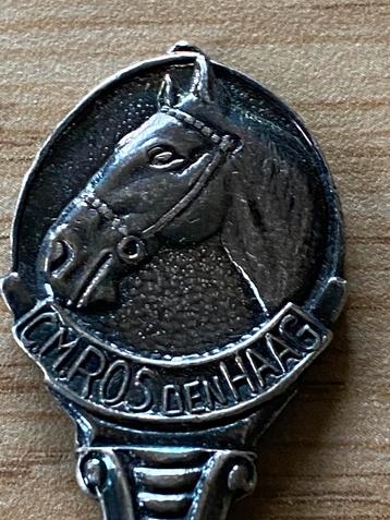 Lepeltje Paard juwelier Den Haag beschikbaar voor biedingen