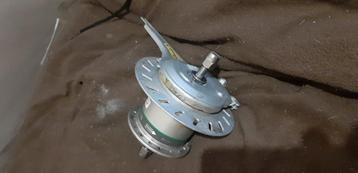 Voorwiel naaf met naafdynamo shimano NEXUS type dh-2r30-e beschikbaar voor biedingen