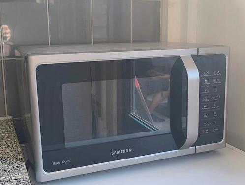 Combi magnetron oven. Samsung smart oven., Witgoed en Apparatuur, Magnetrons, Gebruikt, Vrijstaand, 45 tot 60 cm, Oven, Ophalen