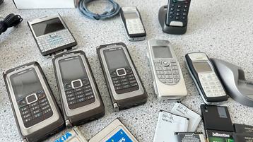 Classic Nokia mobile phones & communicators (various models) beschikbaar voor biedingen