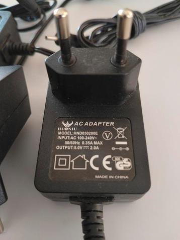 Laad adapter 5 volt 2 ampere beschikbaar voor biedingen