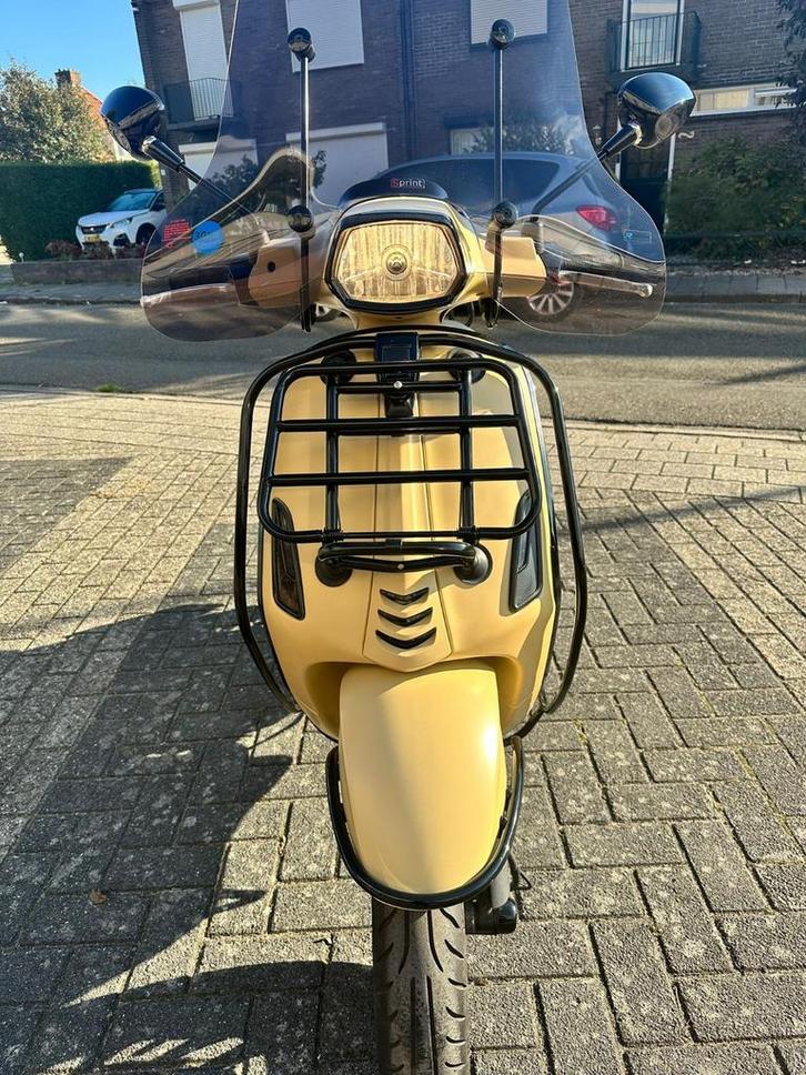 Vespa sprint full option 14678km, Fietsen en Brommers, Scooters | Vespa, Ophalen of Verzenden