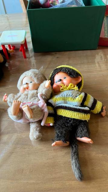 Monchhichi popjes beschikbaar voor biedingen