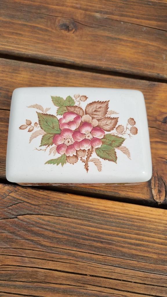 Wedgwood Sigarettenschaaltje, Antiek en Kunst, Antiek | Schalen, Ophalen