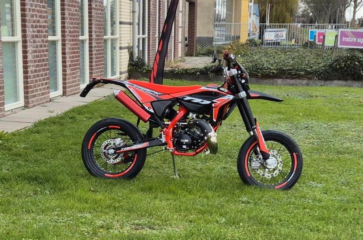 BETA RR 50 Supermoto TRACK (Nieuw), Motoren, Motoren | Overige merken, Bedrijf