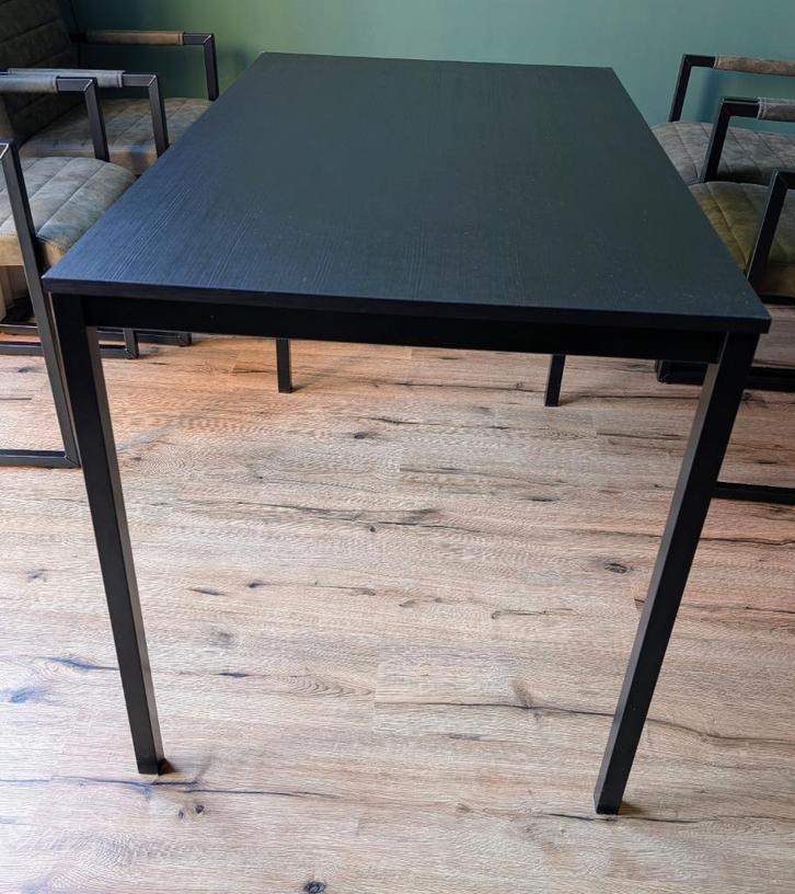 IKEA SANDSBERG Eettafel Zwart, Huis en Inrichting, Tafels | Eettafels, Gebruikt, 50 tot 100 cm, 100 tot 150 cm, Vier personen