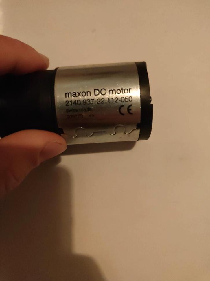 7x Maxon DC Motor 112-050 met Gearbox 110457, Hobby en Vrije tijd, Elektronica-componenten, Nieuw, Ophalen of Verzenden