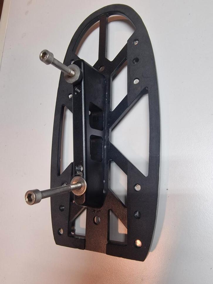 Windfoil/Wingfoil Tuttle naar Double US Adapter, Watersport en Boten, Windsurfen, Zo goed als nieuw, Ophalen of Verzenden