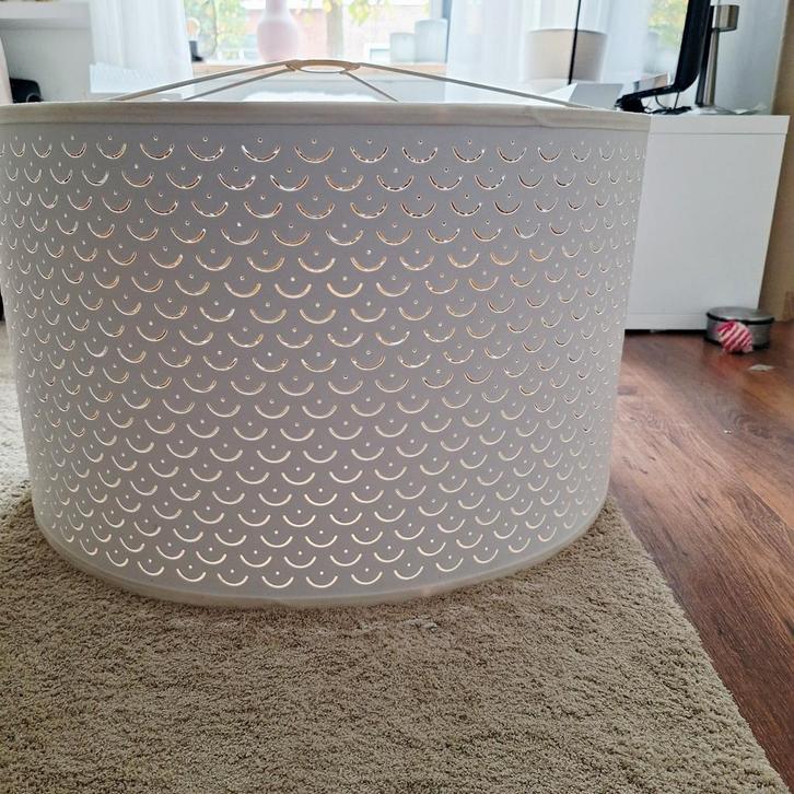 Grote Ikea Lampenkap, Huis en Inrichting, Lampen | Lampenkappen, Rond, Wit, Ophalen