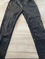 Zwarte broek met subtiele panterprint, Zwart, Maat 42/44 (L), Ophalen of Verzenden, Lang