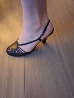 Elegante zwarte hakken veel gedragen, Pumps, Verzenden, Zwart, Onbekend