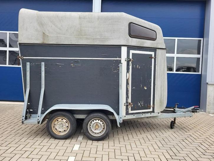 Hotra 2-paards paardentrailer opknapper foodtruck opslag enz, Dieren en Toebehoren, Paarden en Pony's | Trailers en Aanhangwagens