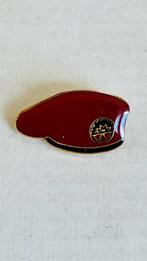 Rode baret pin, Verzamelen, Speldjes, Pins en Buttons, Ophalen of Verzenden, Zo goed als nieuw, Overige onderwerpen
