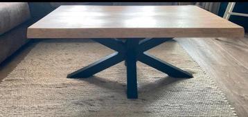 Landelijke boomstam salontafel 100x70 cm beschikbaar voor biedingen