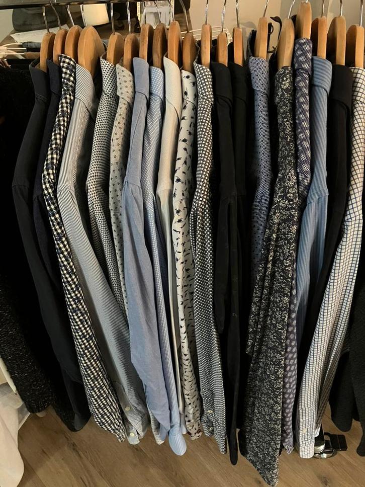 Partij van 18 overhemden, Kleding | Heren, Overhemden, Zo goed als nieuw, Halswijdte 41/42 (L), Overige kleuren, Ophalen of Verzenden