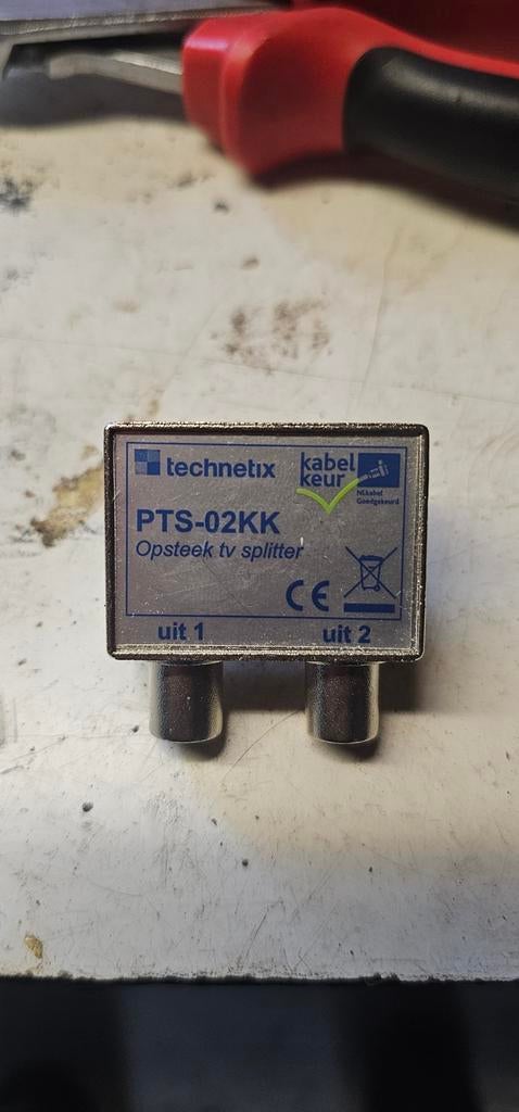 Technetix Opsteek TV Splitter PTS-02KK, Ophalen of Verzenden, Gebruikt, Minder dan 2 meter, Tv-kabel