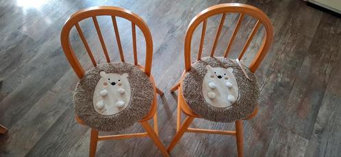 2 leuke kinderstoelen, Kinderen en Baby's, Kinderkamer | Tafels en Stoelen, Gebruikt, Stoel(en), Ophalen