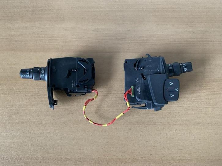 Renault Clio III / modus 2005 - 2014 combischakelaar stuur, Auto-onderdelen, Dashboard en Schakelaars, Renault, Gebruikt, Ophalen of Verzenden